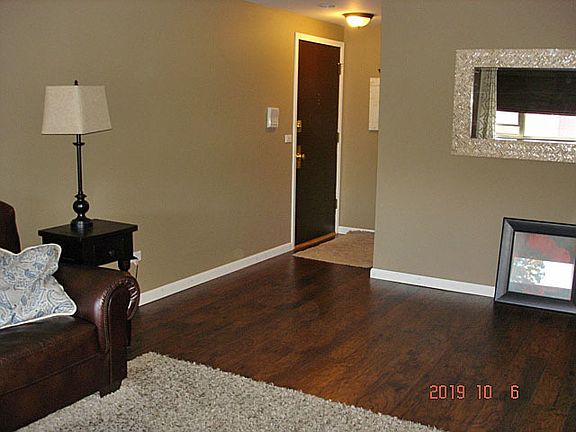 4th image of 386 Alles St APT 301