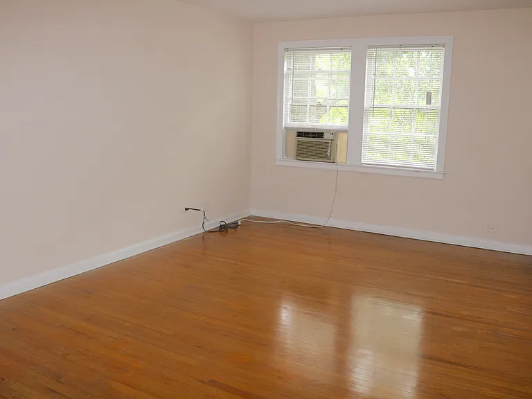 2827 Thornhill Rd — Photo 19