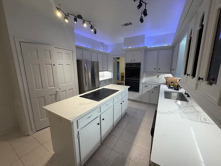 7218 Holder Forest Ct — Photo 26
