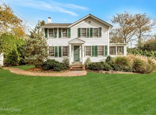 47 Bellport Ln, Bellport, NY 11713