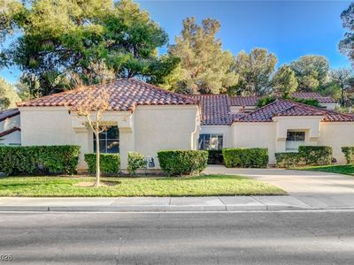 6987 Emerald Springs Ln, Las Vegas, NV, 89113