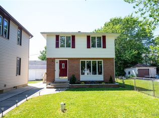 92 Schiller St, Buffalo, NY 14206