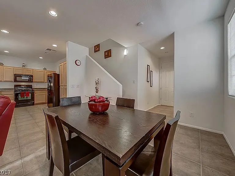 10582 El Cerrito Chico St — Photo 9