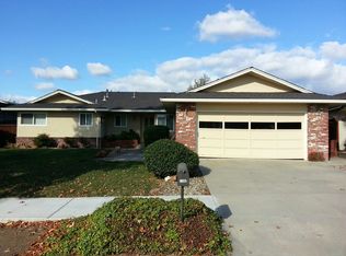 1300 Gloria Dr, Hollister, CA