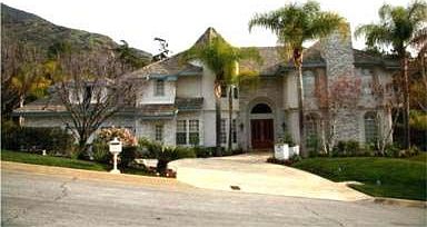 2nd image of 930 Cloverview Dr