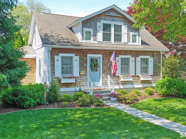 38 James Street, Fairfield, CT 06824