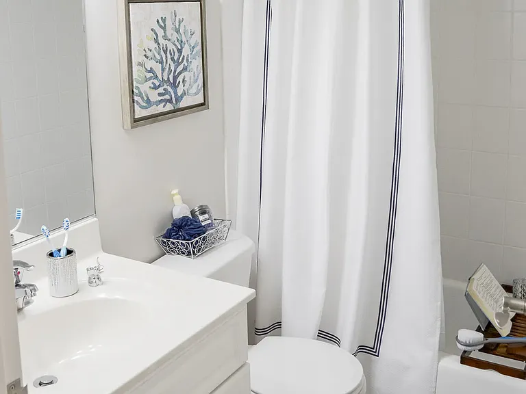 1055 Middle St #2 — Photo 4