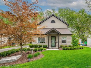 3922 Woodland Ave, Royal Oak, MI 48073