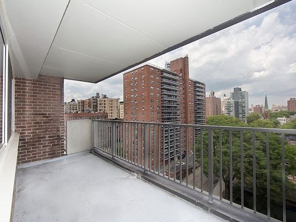 5th image of 120 W 97th St APT 5G