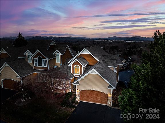 2nd image of 10 N Mission Hills Ct