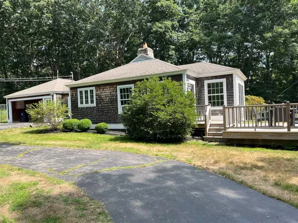 2 Peter Pond Ln, Biddeford, ME 04005