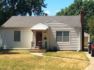 2007 SW Stone Ave, Topeka, KS 66604