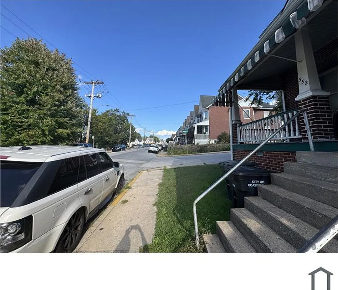 330 Walnut St — Photo 3