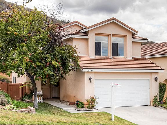 3rd image of 29723 Platanus Dr