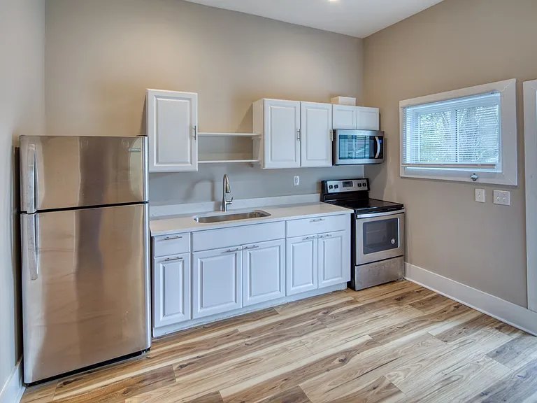 1114 E Anderson St #A — Photo 1