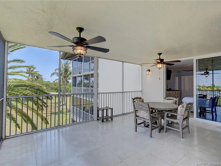 8302 Marina Villas Dr #8302 — Photo 16