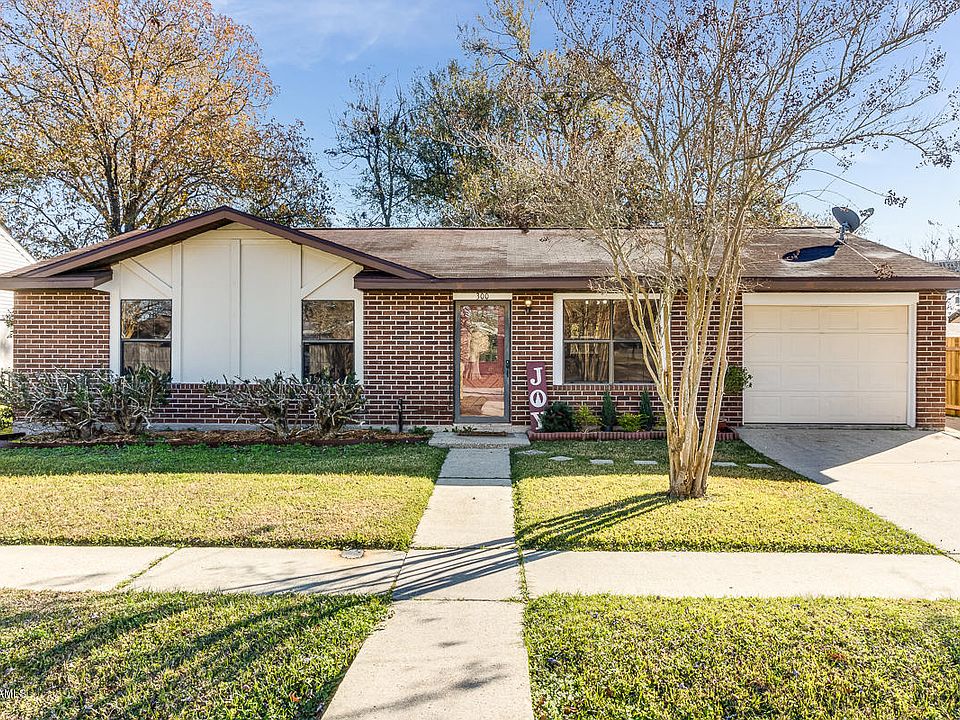 1st image of 300 Calypso Ln
