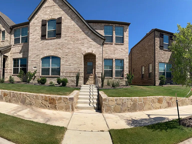 6540 Iron Horse Blvd — Photo 18