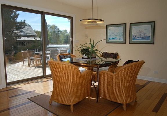 Dining RM opens to deck/pool