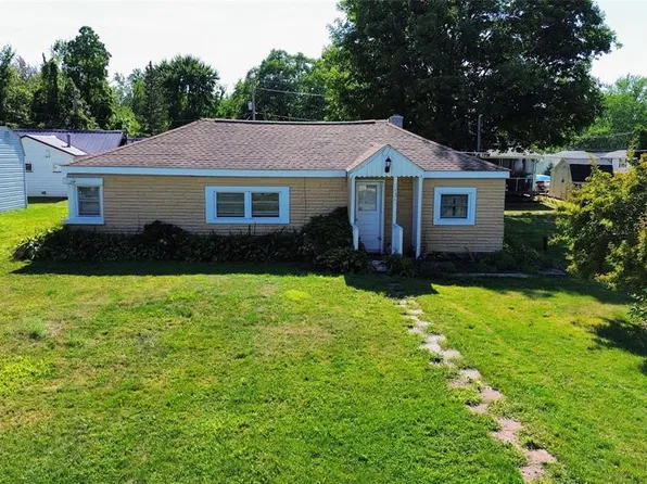 2134 Knoll Ave, Erie, PA 16510