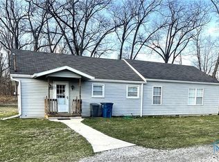 44 Medbury St, Holland, OH 43528