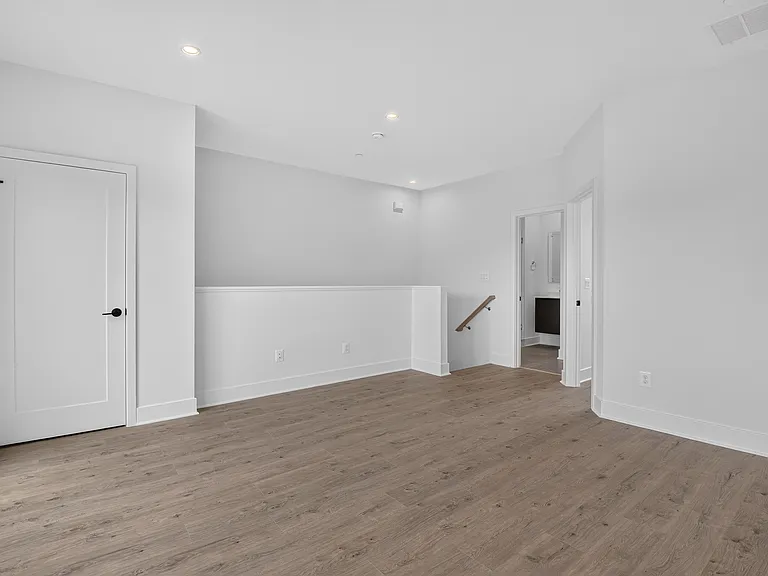 5015 Dulcet Dr — Photo 30