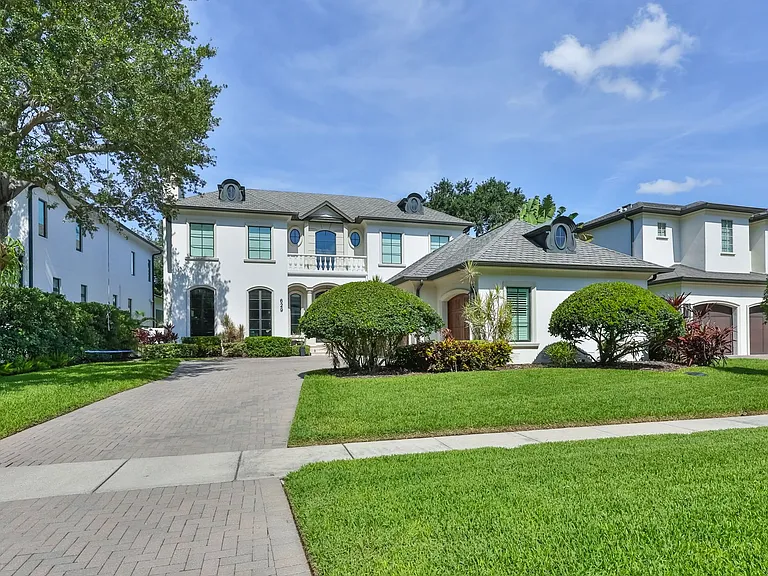 629 Riviera Dr — Photo 62