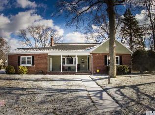 67 Shore Rd, Patchogue, NY 11772