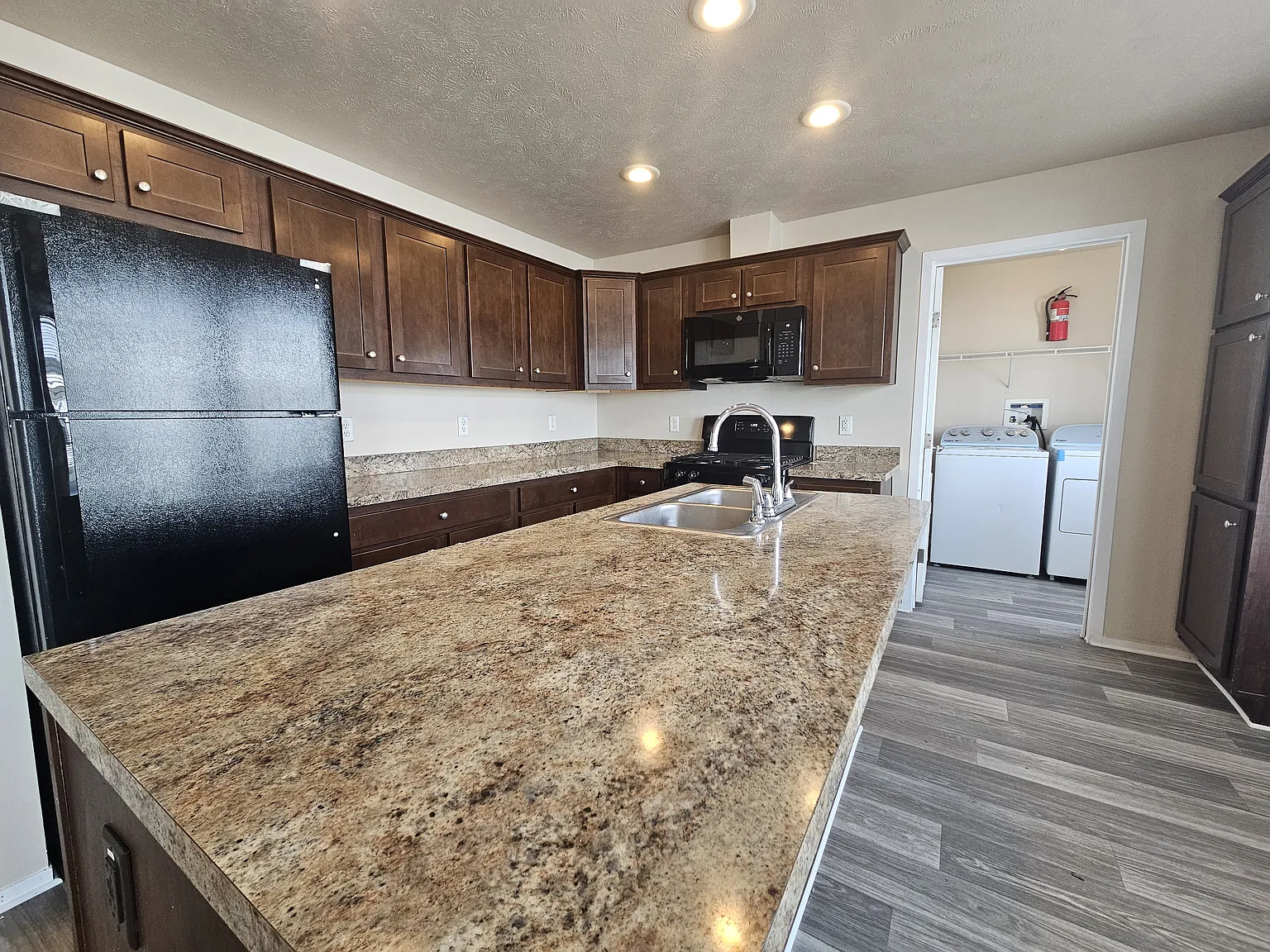 6339 Kingsway Dr #241 photo 1