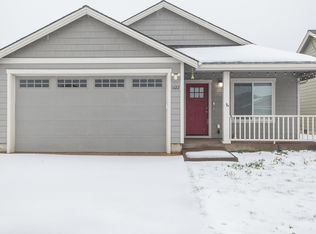 1622 SE Osoberry St, Dallas, OR