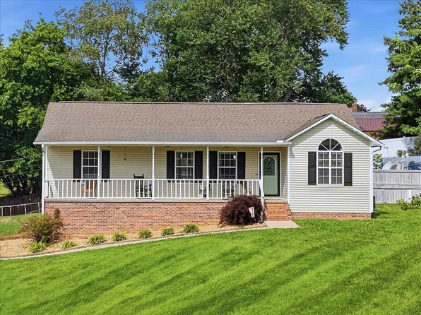 1932 Deer Ridge Dr, Morristown, TN 37814