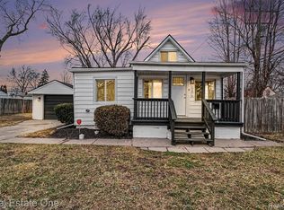 12479 Sidonie Ave, Warren, MI 48089