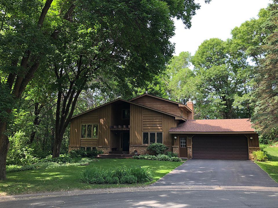 4 bed/3 bath cul-de-sac home