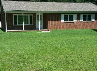 371 Goldmine Rd, Louisa, VA 23093