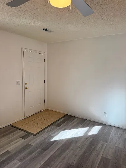 2208 N Campus Dr #4 — Photo 2