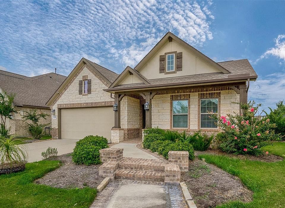 1st image of 16010 Lake Amistad Pl