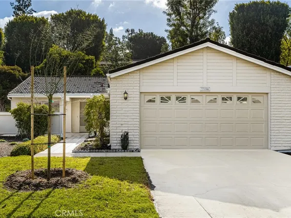 3325 Via Carrizo Unit A, Laguna Woods, CA 92637