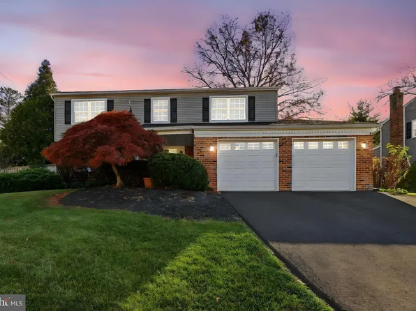 1416 Sullivan Dr, Blue Bell, PA 19422