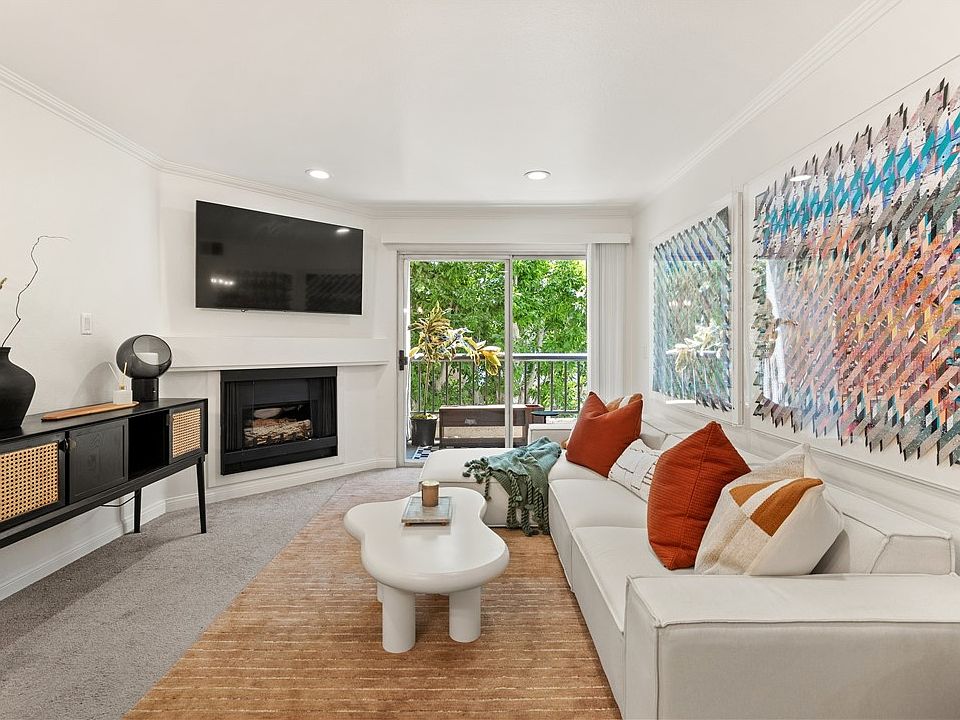 1st image of 5535 Canoga Ave APT 221