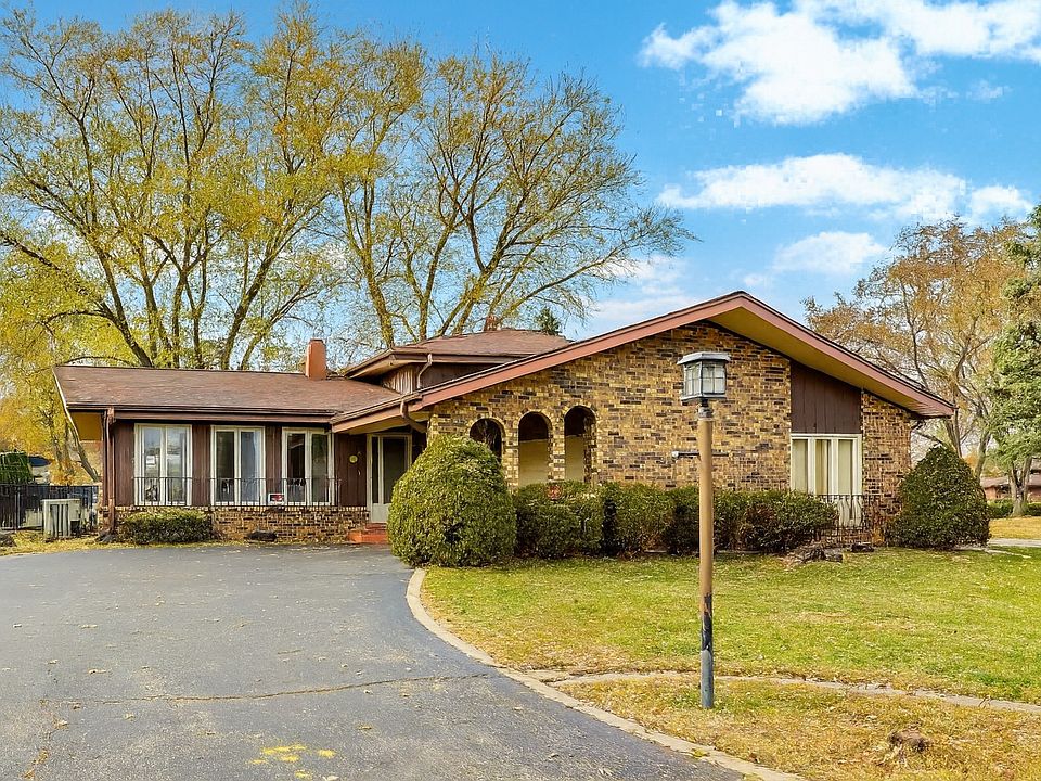 12300 S Austin Ave, Palos Heights, IL 60463 | MLS #12518767 | Zillow