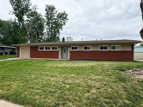 441 Townsend Pl Photo 1