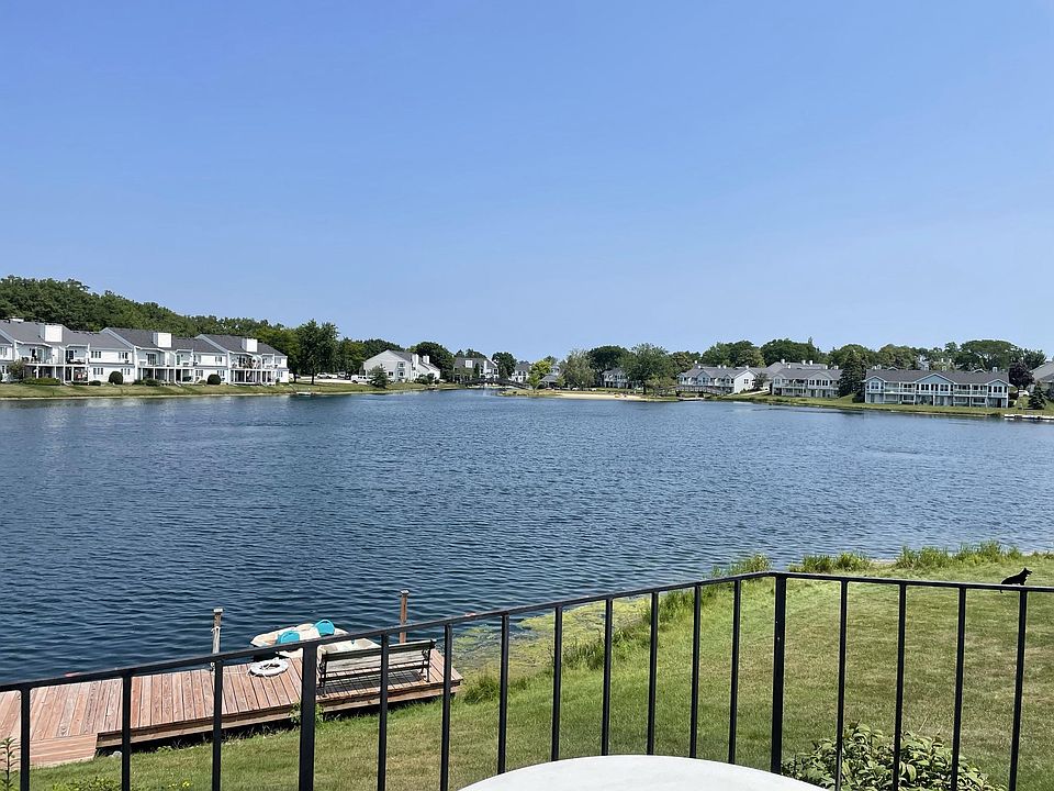 1st image of 8446 S Tuckaway Shores Dr