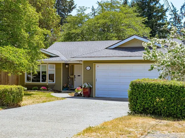 481 Tipton Ave, Colwood, BC V9C 2B8