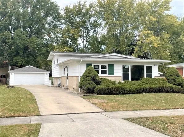 244 N Park Dr, Glenwood, IL 60425