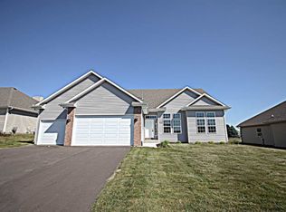 4613 Katsura Dr, Loves Park, IL 61111