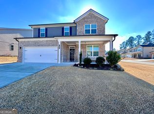 706 Lanarck Way, Peachtree City, GA