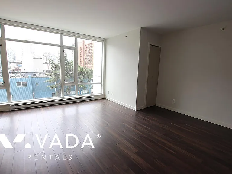 161 Georgia St W #505 — Photo 3