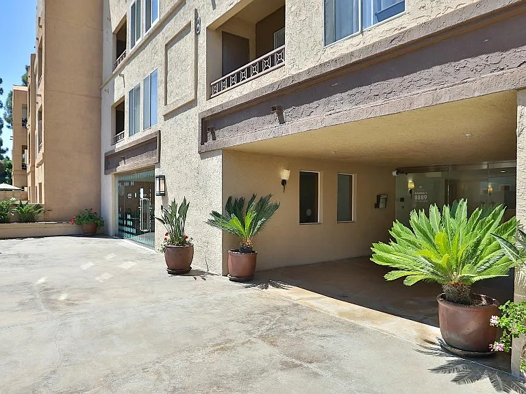 8889 Caminito Plaza Centro #7128 — Photo 23