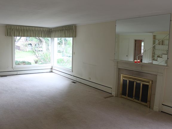 Spacious LR w/Corner Windows