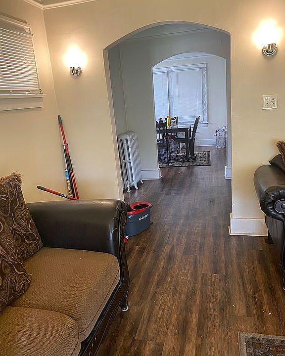 2nd image of 11146 Cloverlawn St